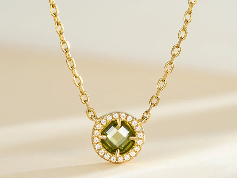 August birthstone necklace