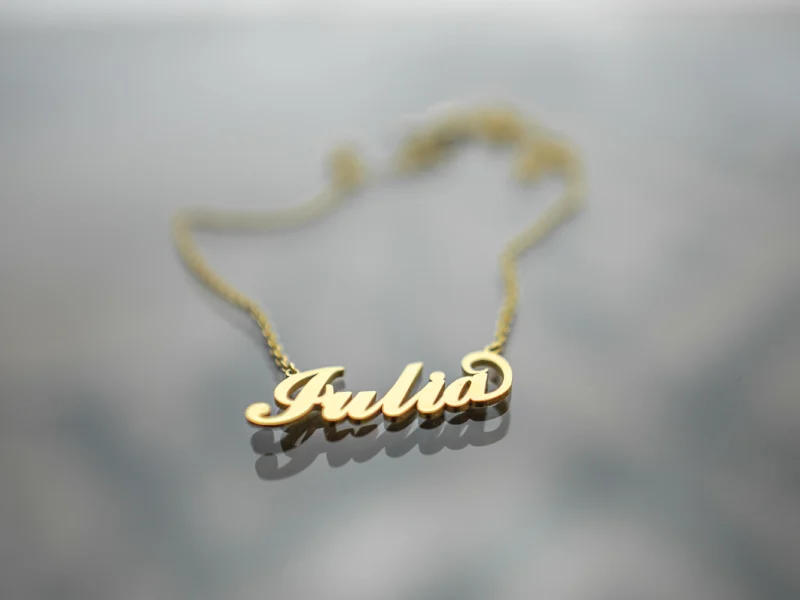 nameplate necklace